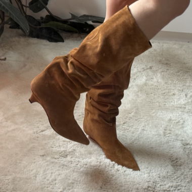 Brown suede boots from Zara