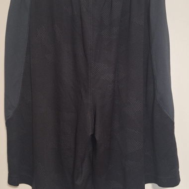 Short training pants