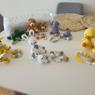 Jouets pour bébé au crochet