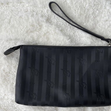 Maison Mollerus Necessaire Pizol schwarz-gold