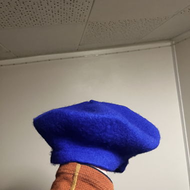 Bonnet bleu femme