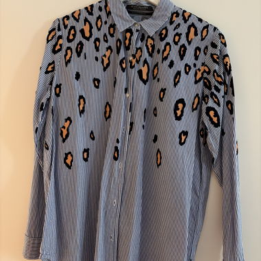 Chemise léopard rayée
