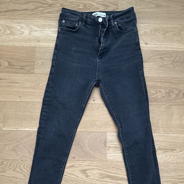 Zara Jeans