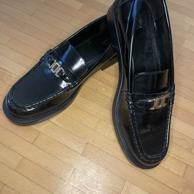 Zara patent black loafers