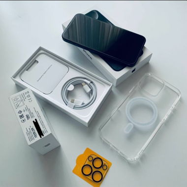 iPhone 15 Pro Max 256GB, Nouveaux AirPods 4, 2x Coque