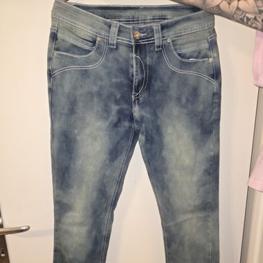Jeans in a cool wash