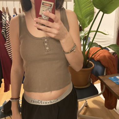 Crop top