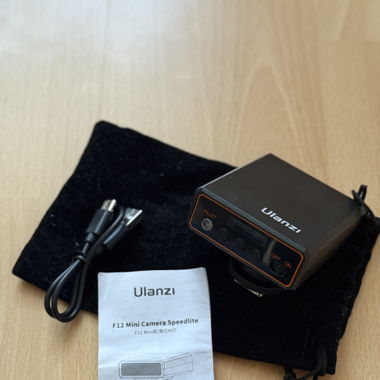 Ulanzi F12 Mini Camera Speedlite Flash