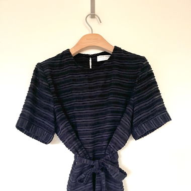 iger of Sweden Short-Sleeve Navy Blouse – Size 38