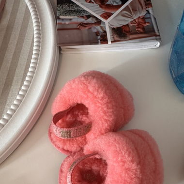 Pink Ugg für Baby