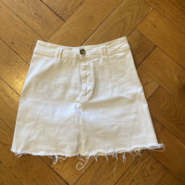 White denim mini skirt