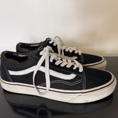 Black Vans Old Skool