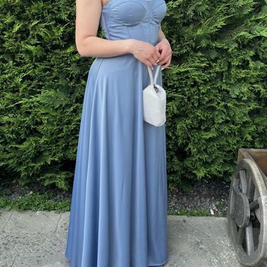 Robe corset bleue, portée 1 fois