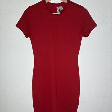 Vestito T‑shirt rosso H&M Divided taglia S