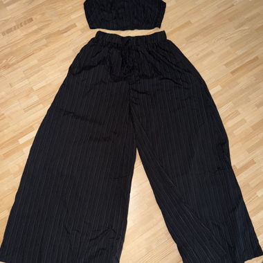 Ensemble noir deux pièces