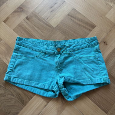 Short en jean taille basse turquoise
