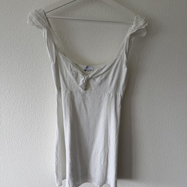 Top bianco senza maniche - dolce abito Bershka