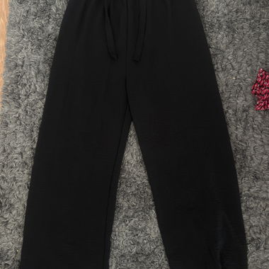 Pantaloni neri a gamba larga