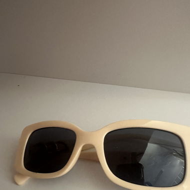 Sonnenbrille