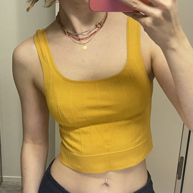 Top sport giallo