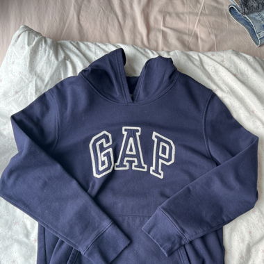 Dunkelblauer Gap Hoodie 