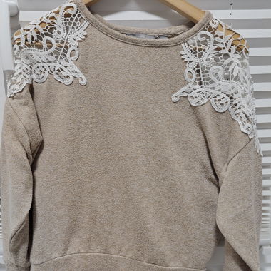 Sweat beige dentelle épaules Dorothy Perkins