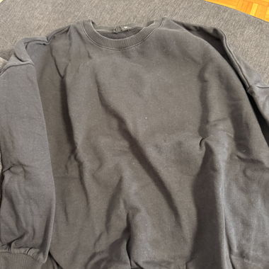 Schwarzer Sweater von Even&Odd – „Wild & Free“