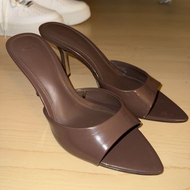 Mules brunes à talon