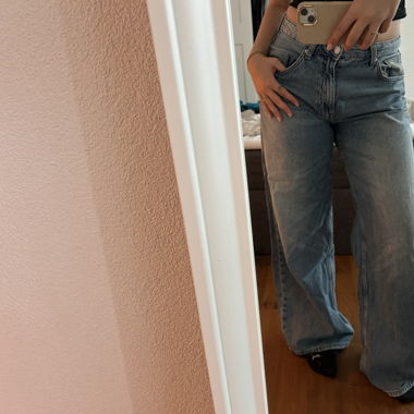 wide leg jeans