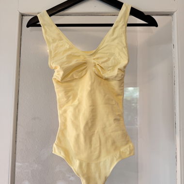Shapewear Body von Creamy Fabrics