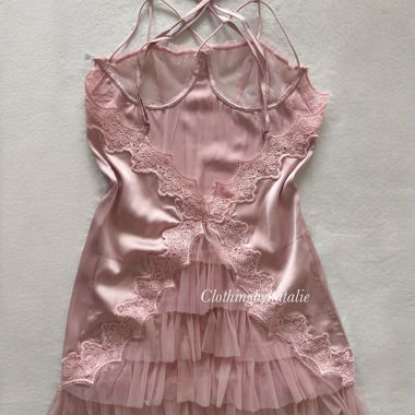 Miniabito in raso rosa romantico Taglia XS