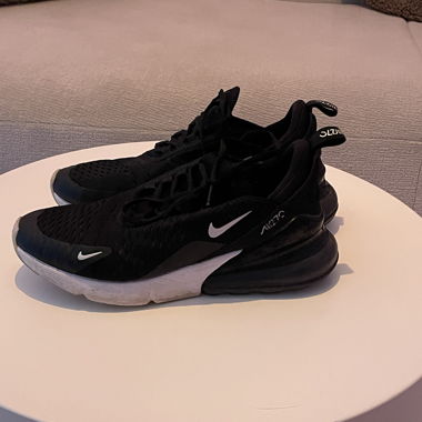 Nike Air Max 270 Schuhe
