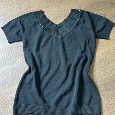 Haut en maille vintage noir à col V
