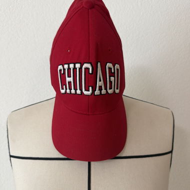 Rote Chicago Kappe