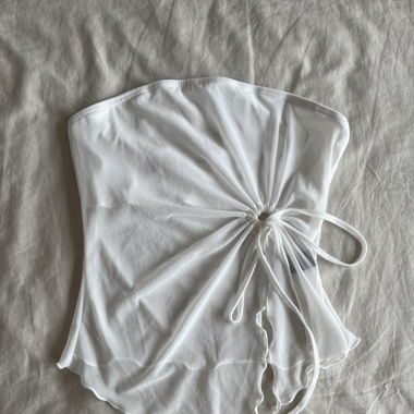 Strapless top 