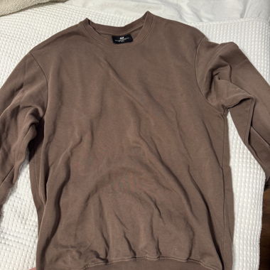sweat-shirt
