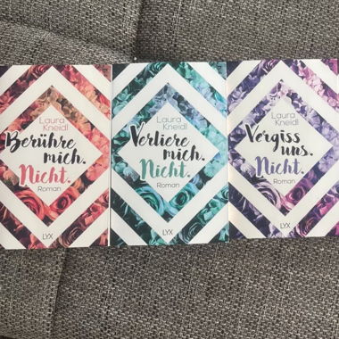 Laura Kneidl Reihe Berühre mich nicht