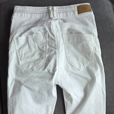 Jeans blanc 7/8 Le Temps des Cerises