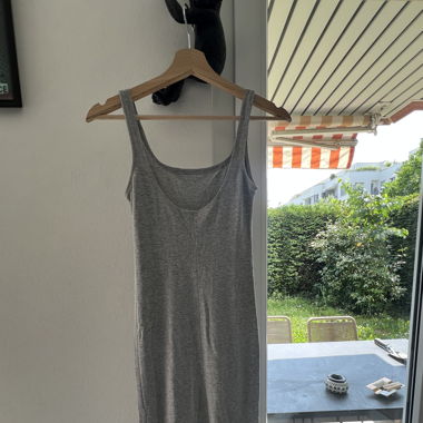 Robe longue grise 