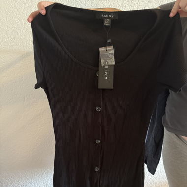Nagelneue Kleid