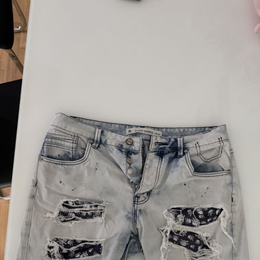 Skinny Shorts
