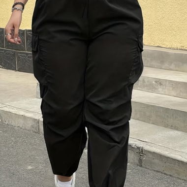 Schwarze Cargo-Hose