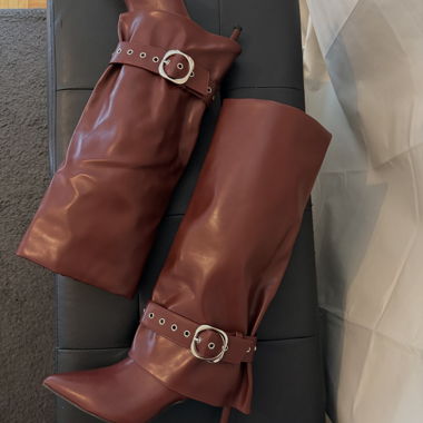 Bordeauxfarbene Knielange Stiefel