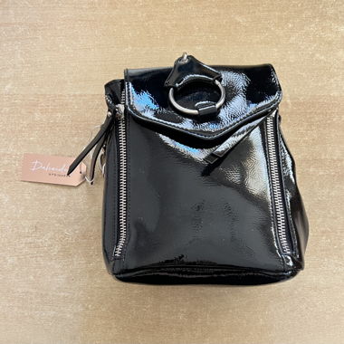 Petit sac à dos noir avec chaîne 