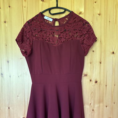 Rotes Kleid