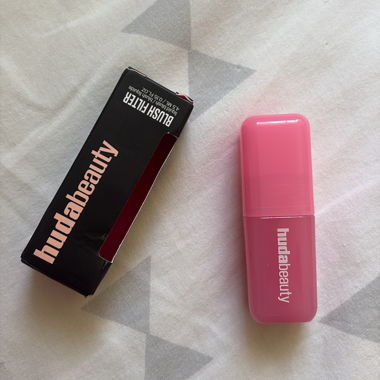 Blush Huda Beauty