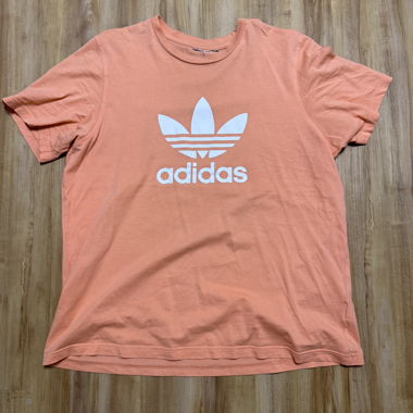 adidas Originals T-Shirt – Apricot
