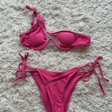 Bikini pink