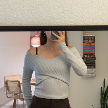 Schulterfreies Oberteil (babyblau)