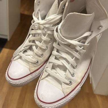 Converse Chuck Taylor High Tops